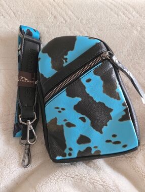 NWT Montana West Blue & Black Cowprint Crossbody Sling Bag